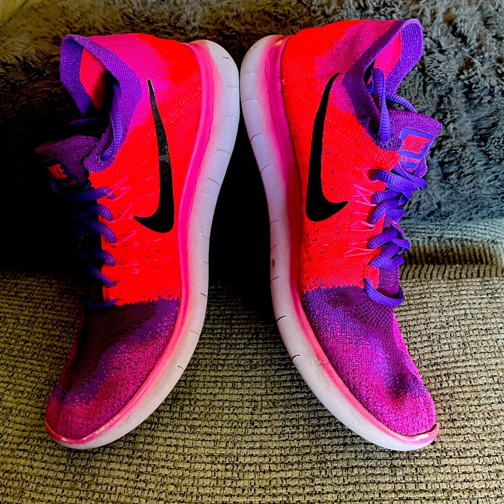 Nike woman’s shoes size 9